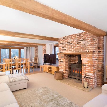Vila The Roost Group - The Coach House - Hot Tub Gravesend Exteriér fotografie